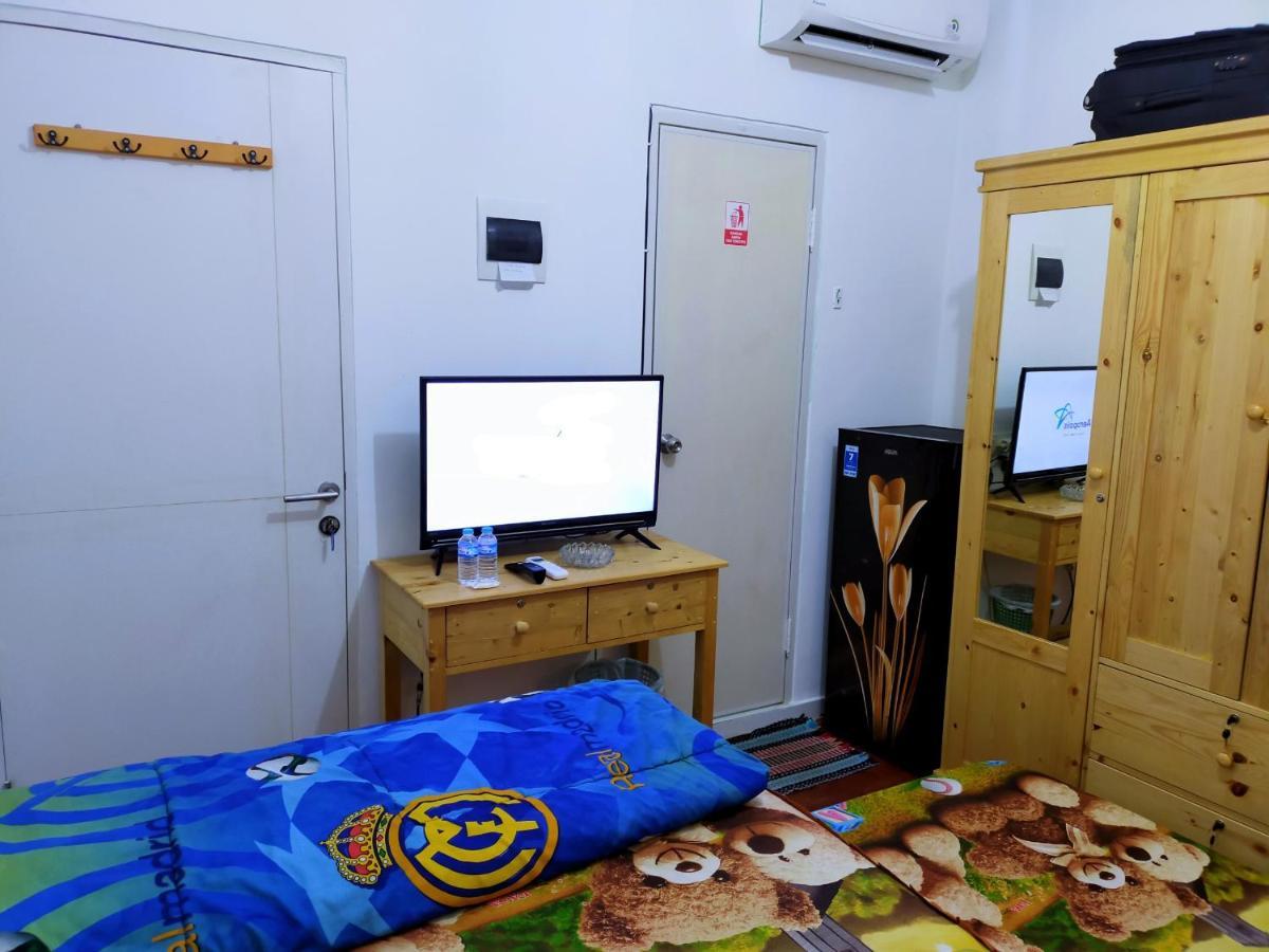 Aero Room Tangerang Eksteriør bilde